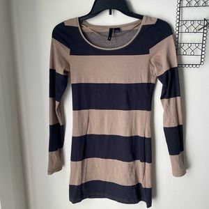 Divided Long-Sleeved Dress Taupe & Black 2 Striped